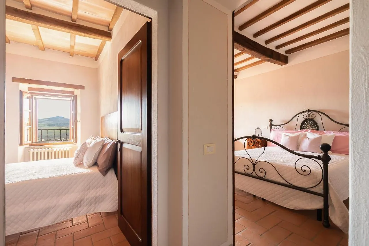 Noi2+2 Vacanze - App. ANDREA Contignano 0*,  Italia